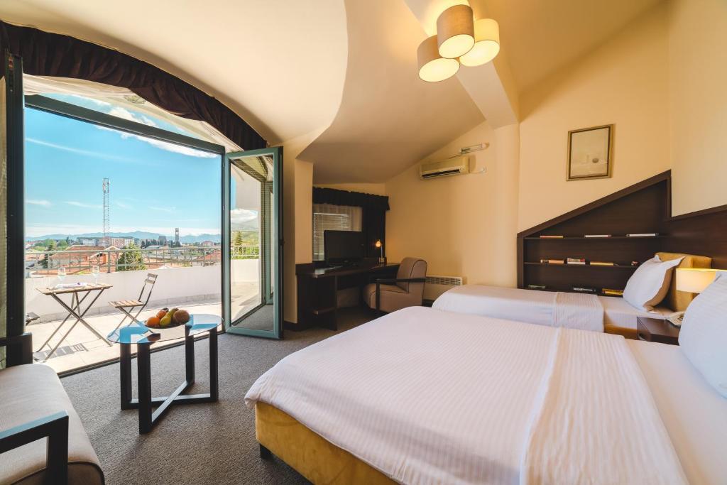 Hotel Keto Podgorica Exterior photo